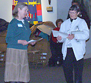 Mary Ann Harlan receives certificate